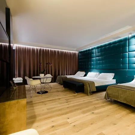 Viola Mhotel 4* גרומלו דל מונטה