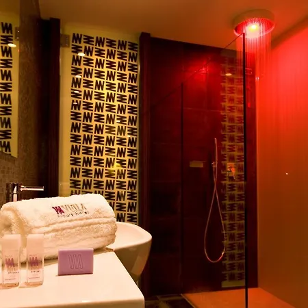 Viola Mhotel מלון