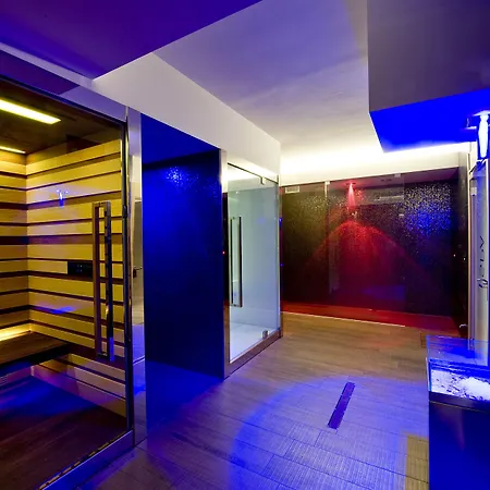 Viola Mhotel 4* גרומלו דל מונטה
