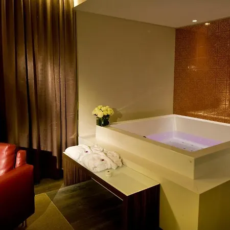 מלון Viola Mhotel גרומלו דל מונטה