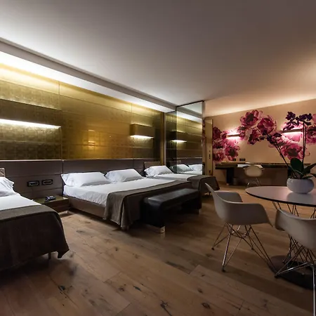 Viola Mhotel