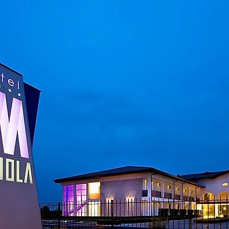 中提琴m酒店 格鲁梅洛德尔蒙泰