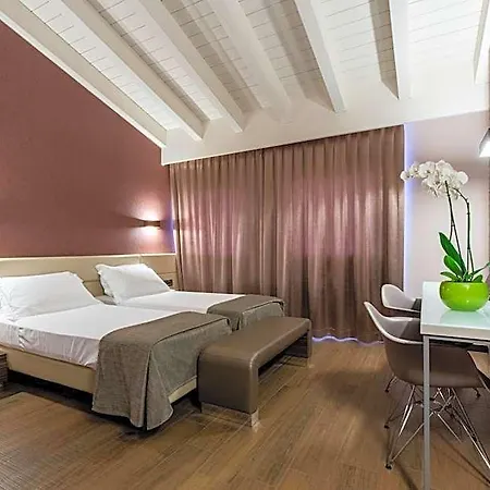 Viola Mhotel ホテル