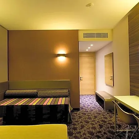 Viola Mhotel 4* グルメッロ・デル・モンテ