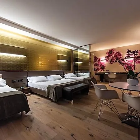 Viola Mhotel