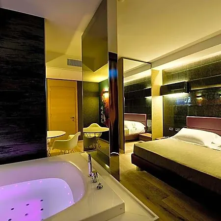 Viola Mhotel ホテル