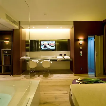 Viola Mhotel