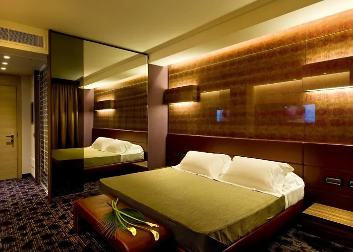 Viola Mhotel
