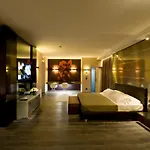Hotell Viola Mhotel 4*