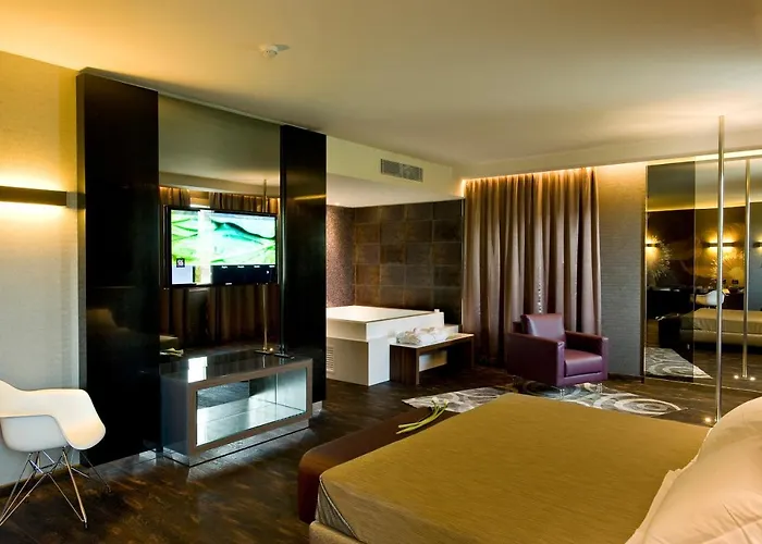 Szálloda Viola Mhotel 4*