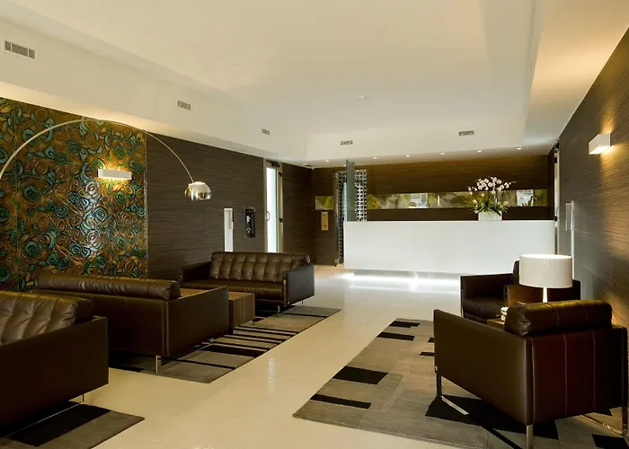 Szálloda Viola Mhotel 4*