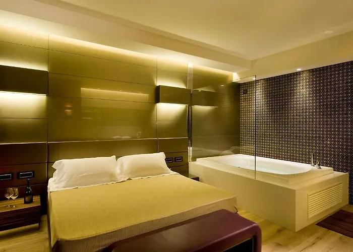 Viola Mhotel